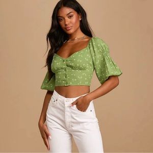 Billabong Woman’s Pretty Puff Floral Top - Size: S